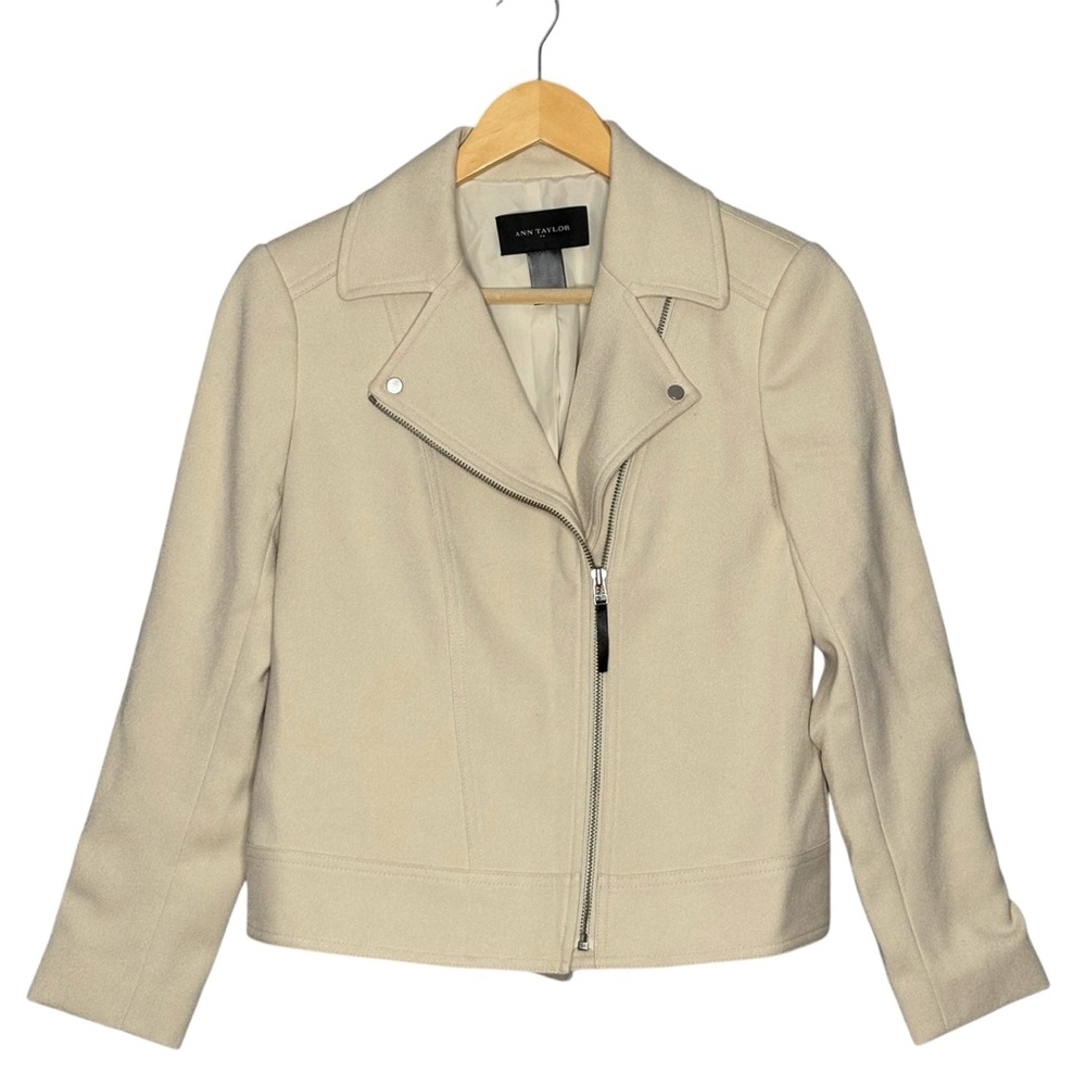 Ann Taylor jacket cream color moto asymmetric zip collared size 0